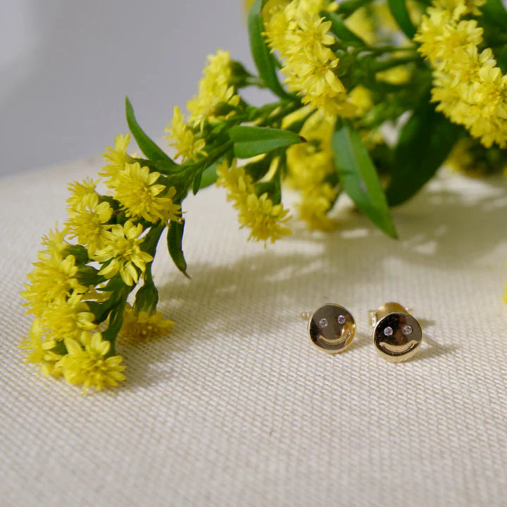 Smiley face 9 Carat Gold Ear Studs