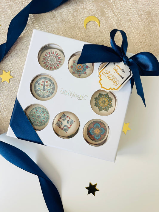 Ramadan Macarons - Box of 9