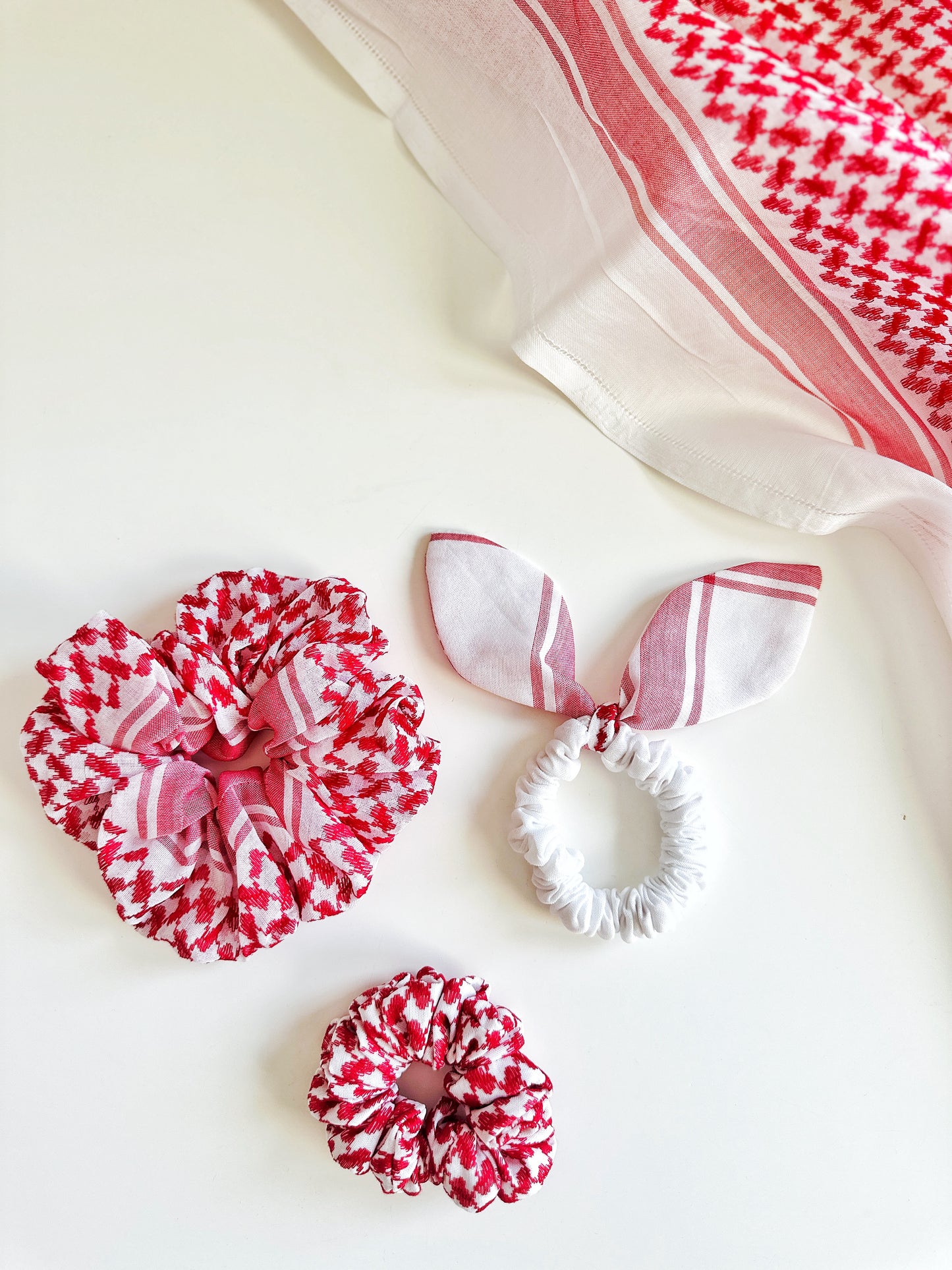 Yashmagh Scrunchie - Small